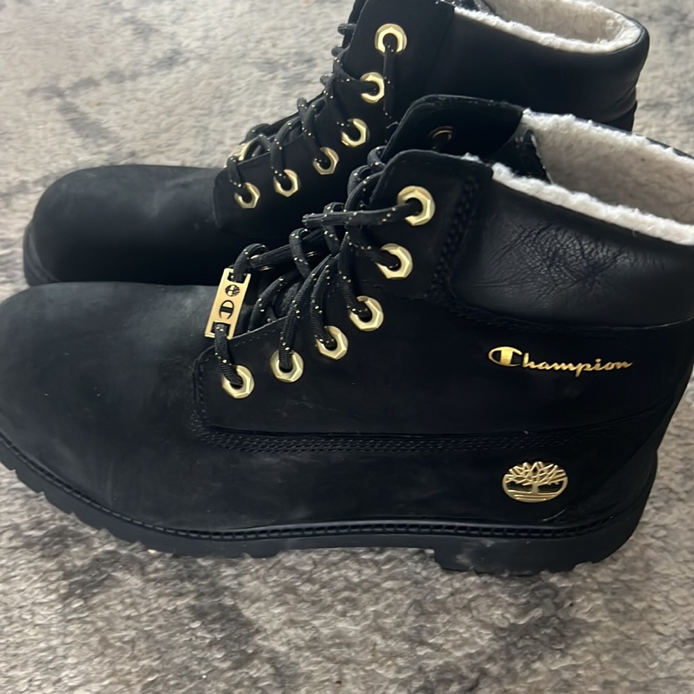 Timberland x Champion boots excellent condition barely worn.